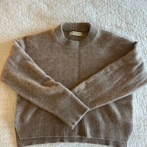 Abercrombie & Fitch Men's Heather Gray Crewneck Sweater